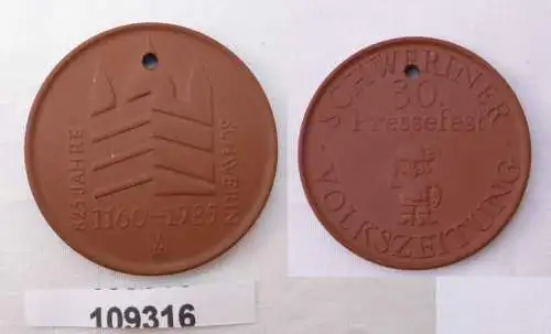 DDR Medaille aus Meissner Porzellan 30. Pressefest Schweriner Volkszeitung 1985