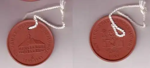 seltene braune DDR Porzellan Medaille 750 Jahre Stadt Angermünde 1233-1983