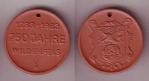 braune DDR Porzellan Medaille 750 Jahre Wildenfels 1233-1983