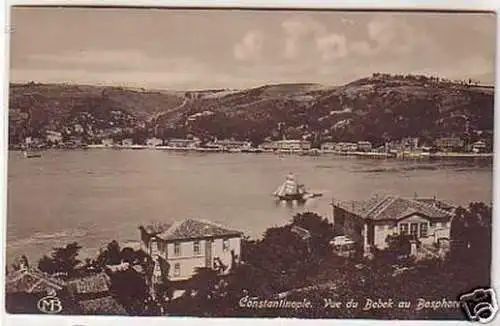 30255 Ak Constantinople Vue du Bebek au Bosphore um1920