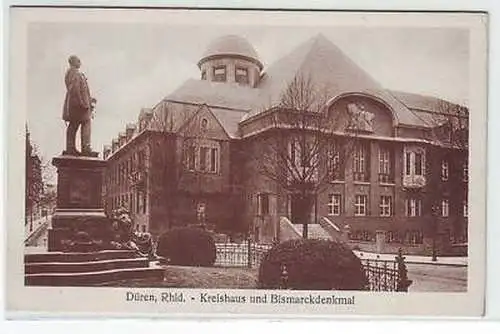 45019 Ak Düren Kreishaus und Bismarckdenkmal um 1930