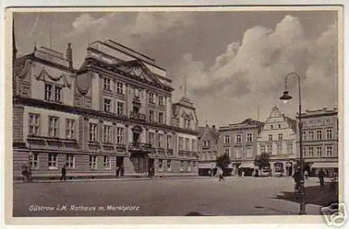 07271 Feldpost Ak Güstrow Rathaus mit Marktplatz 1940