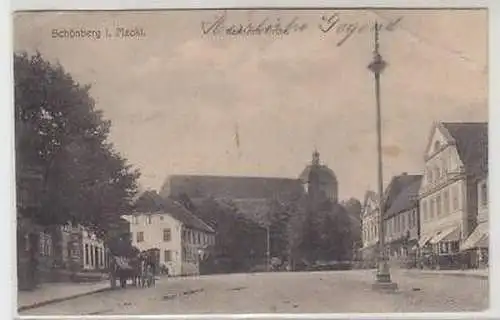 43886 Ak Schönberg in Meckl. Markt mit Kirche 1913