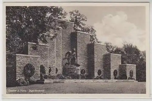 53750 Ak Goslar am Harz Jägerdenkmal um 1940