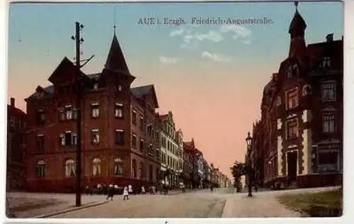 43112 Ak Aue im Erzgeb. Friedrich Auguststraße um 1910