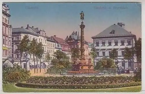 55431 Ak Chemnitz Theaterplatz mit Siegessäule 1917