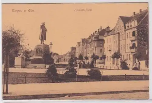 95504 Ak Torgau Denkmal von Friedrich des Großen und Anlage am Friedrich-Platz