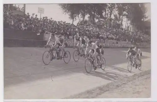 87891 Foto Ak Leipzig Radrennen um 1920