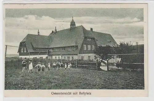 70040 Ak Rochlitzer Kinderheim Johanngeorgenstadt mit Ballplatz 1930