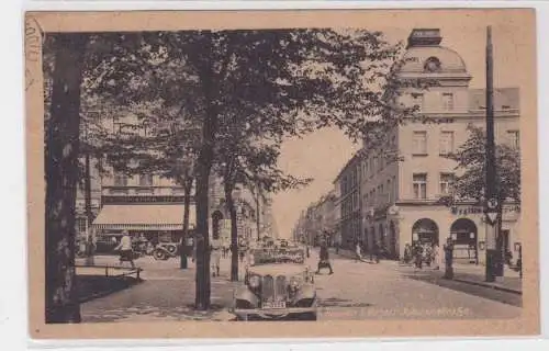 67784 AK Plauen im Vogtland - Johannstraße, Straßenansicht mit Geschäften 1951