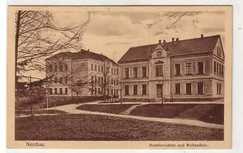 40873 Ak Nerchau Beamtenschule und Volksschule 1918