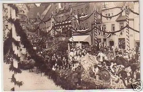 28828 Foto Ak Heimatfest Colditz vor Apotheke 1926