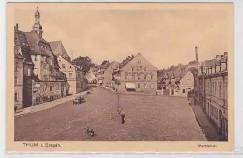 91499 AK Thum im Erzgebirge - Marktplatz mit Geschäft Gebrüder Jakubeit 1928