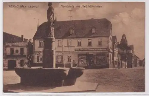 95565 Ak Regis Bez Leipzig Marktplatz mit Halbfaßbrunnen um 1920