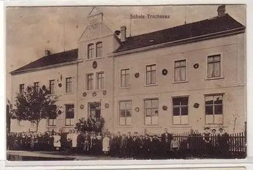 60521 Ak Schule Trachenau um 1910