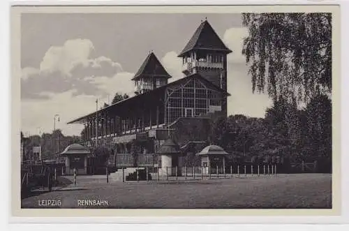 85865 Ak Leipzig Rennbahn mit Tribüne um 1930