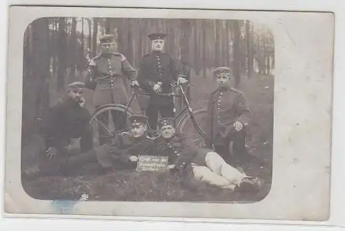 65923 Foto Ak Gruß aus der Sommerfrische Zeithain Soldaten mit Fahrrad 1914