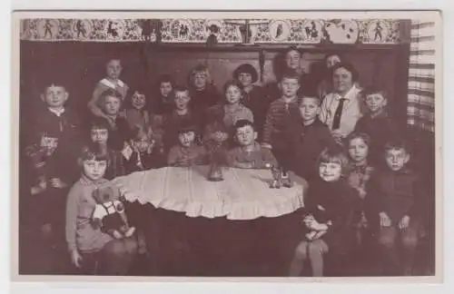 98588 Foto Ak städtischer Kindergarten Taucha 1931