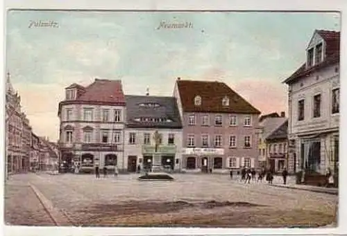 38854 Ak Pulsnitz Neumarkt mit Geschäften 1928