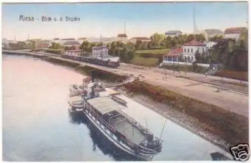 28096 AK Riesa Blick von der Brücke um 1920