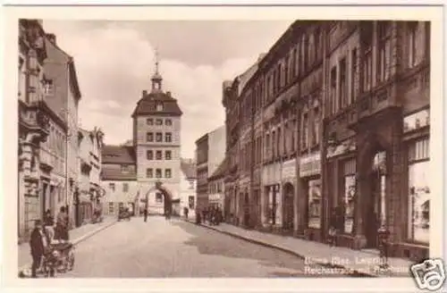 20057 Ak Borna Reichsstraße und Reichstor um 1940