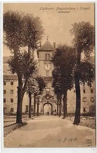 19651 Ak Luftkurort Augustusburg im Erzgebirge Schlosshof 1910