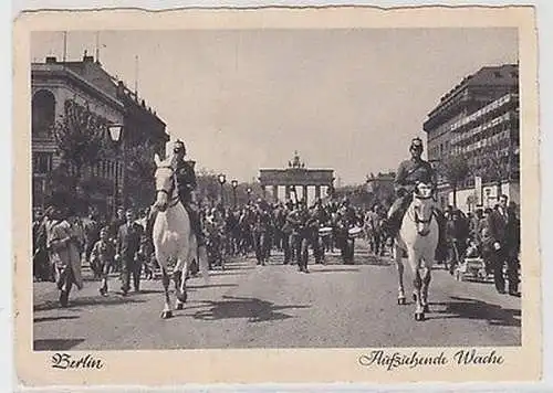 61422 Ak Berlin aufziehende Wache 1943