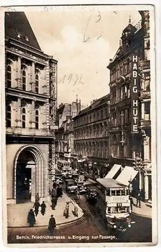 63721 Ak Berlin Friedrichstraße und Eingang zur Passage 1932