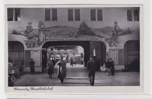 905876 Ak Chemnitz - Innenansicht vom Hauptbahnhof um 1930