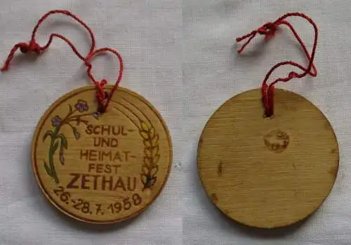 Seltene DDR Holz Medaille Schul- und Heimatfest Zethau 1958 (149875)