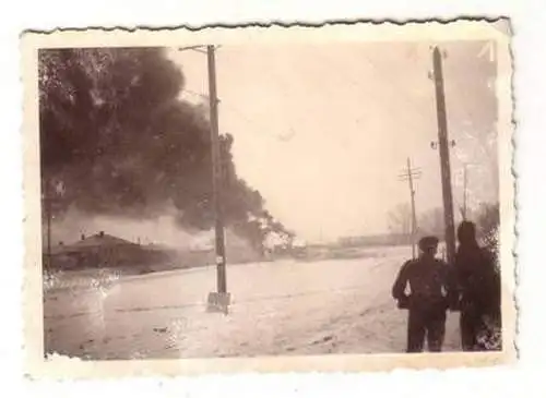 Original Foto Russland brennende Stadt im 2. Weltkrieg (1)