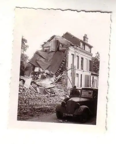 60261 Original Foto zerstörtes Wohnhaus in Frankreich im 2. Weltkrieg