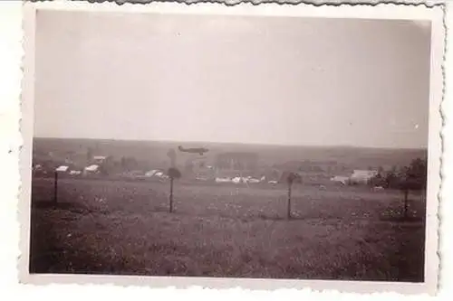 62380 Foto Deutsches Flugzeug im Landeanflug 2. Weltkrieg