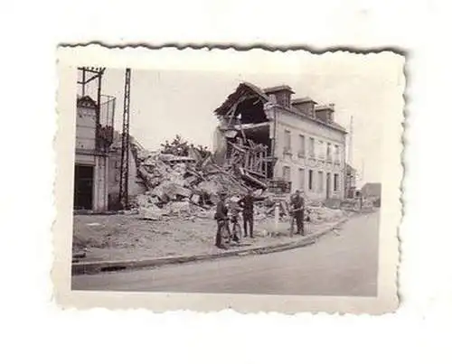 28076 Foto Zerstörungen in der Gegend von Soissons im 2. Weltkrieg