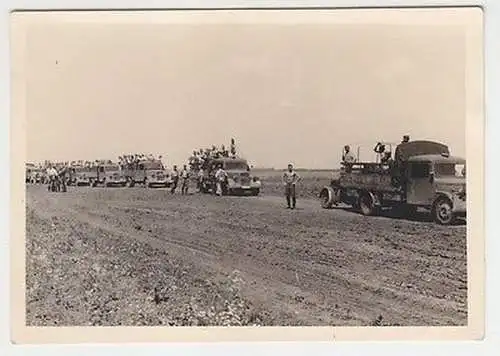 23897 Foto Deutsche Soldaten auf der Fahrt nach Kursk im 2. Weltkrieg