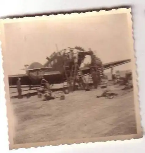 37725 Original Foto Flugzeug BMW Motorenkontrolle in Russland um 1942