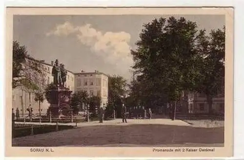 53012 Ak Sorau N.L. Promenade mit 2 Kaiser Denkmal um 1915