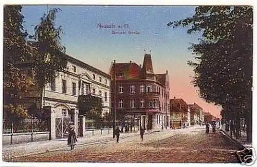 19124 Ak Neusalz an der Oder Berlinerstrasse um 1910