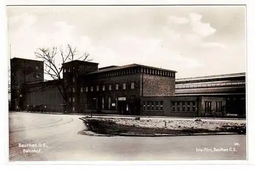 66414 Ak Beuthen Oberschlesien Bahnhof um 1930