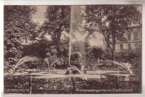 58942 Ak Leobschütz Promenadenpartie mit Zierbrunnen um 1910