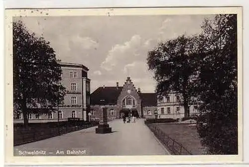 42268 Ak Schweidnitz am Bahnhof 1938