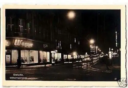 18308 Ak Gleiwitz Wilhelmstraße bei Nacht um 1940