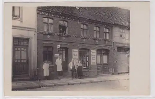 03068 Foto Ak Freyenstein Frisörgeschäft Paul Hinerasky um 1925