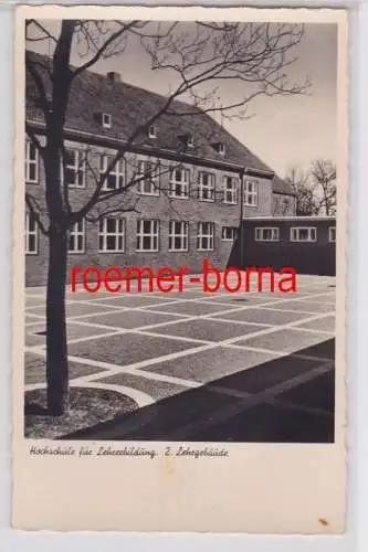 85192 Foto Ak Lauenburg i. Pom. (Lebork) Hochschule f. Lehrerbildung um1940