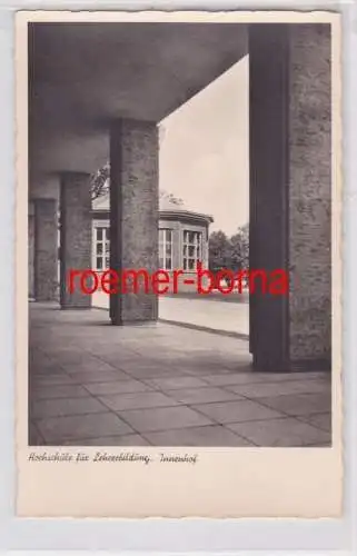 85191 Foto Ak Lauenburg i. Pom. (Lebork) Hochschule f. Lehrerbildung um 1940