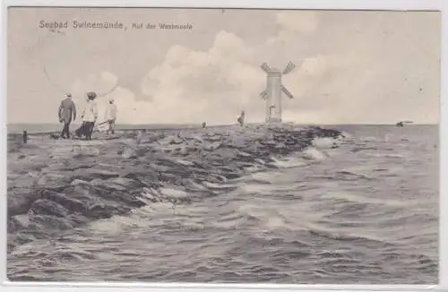 35819 Ak Seebad Swinemünde Swinoujscie - Auf der Westmoole 1910