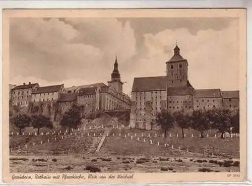 44123 Ak Graudenz Rathaus mit Pfarrkirche Blick von der Weichsel um 1940