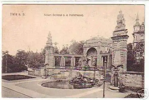 00652 Ak Halle a.S. Kaiser Denkmal in der Poststrasse