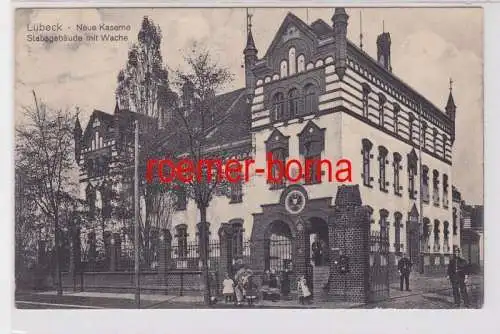 84737 Feldpost Ak Lübeck neue Kaserne Stabsgebäude mit Wache 1917