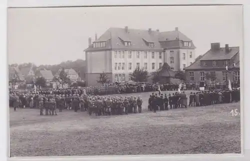 80063 Foto Ak Ratzeburg Versammlung zur Denkmals Einweihung um 1930